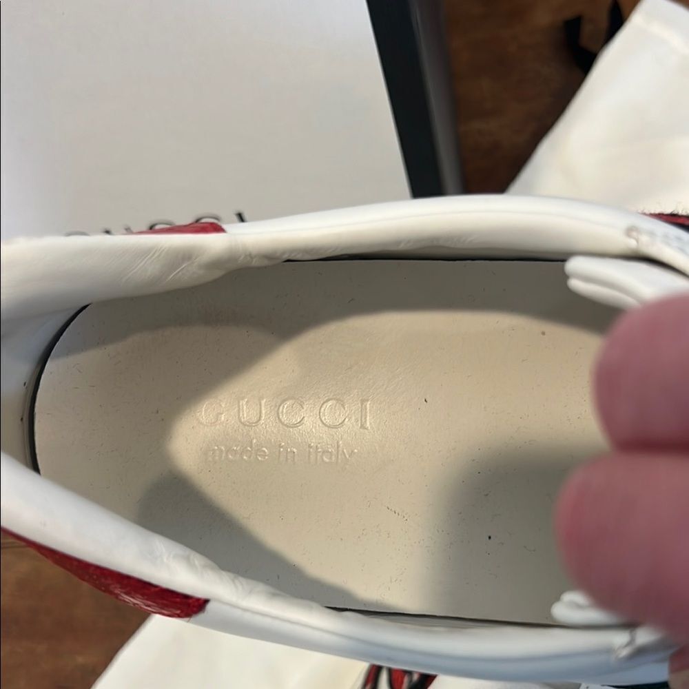 Gucci White Sneakers with Red and Green Snake Design - Picture 8 of 10